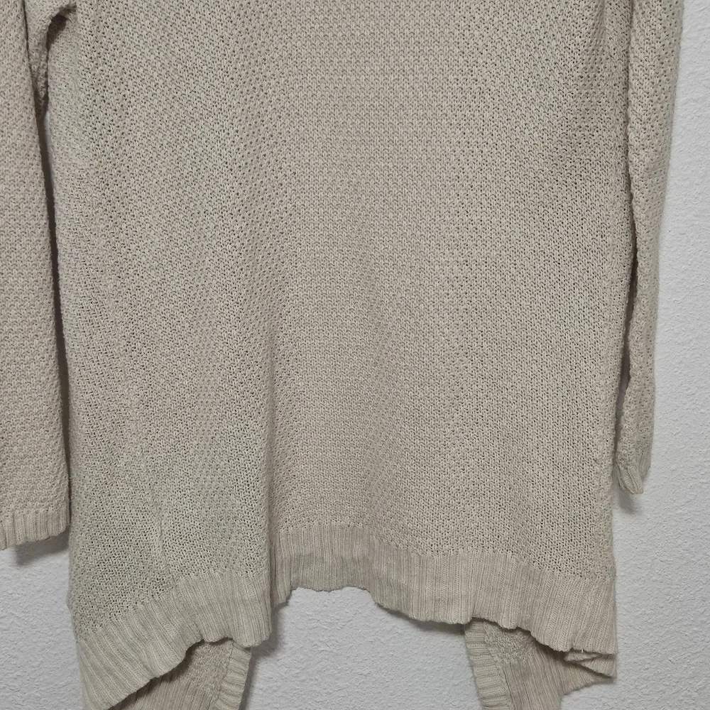 BDG long lined cardigan size medium